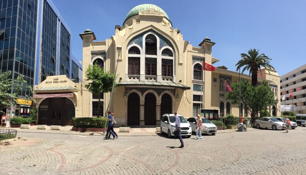 İzmir Devlet Opera Ve Balesi