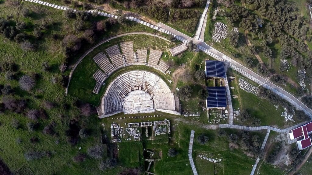 İzmir Metropolis Antik Kenti